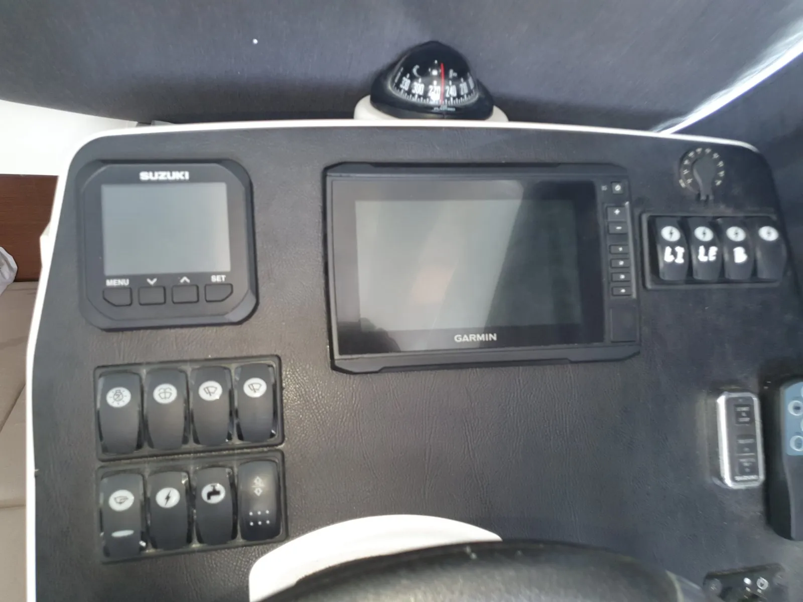 Bénéteau Antares 7 OB 2021 – Full equip, preparada para 12 millas – foto 4