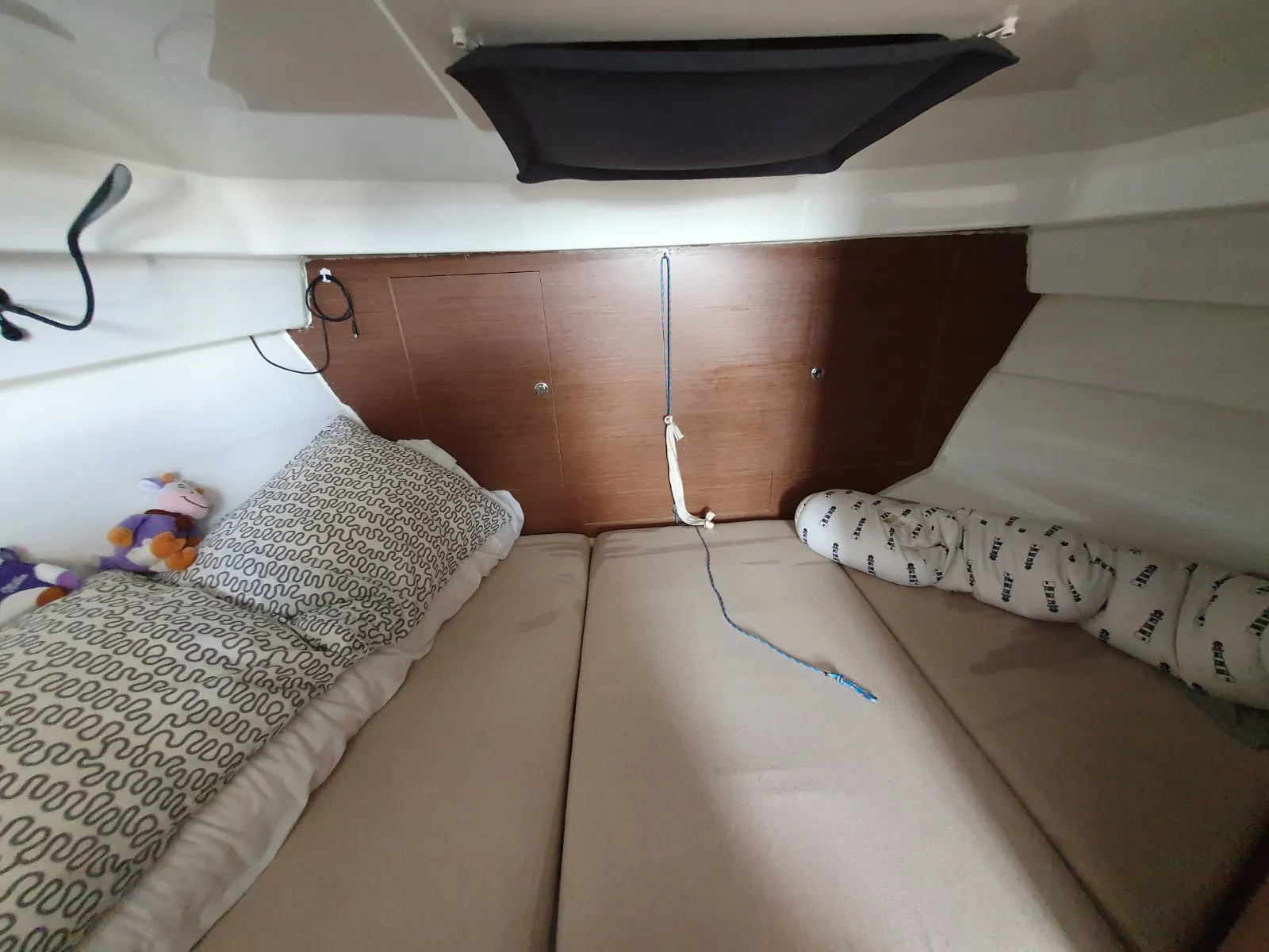 Bénéteau Antares 7 OB 2021 – Full equip, preparada para 12 millas – foto 10
